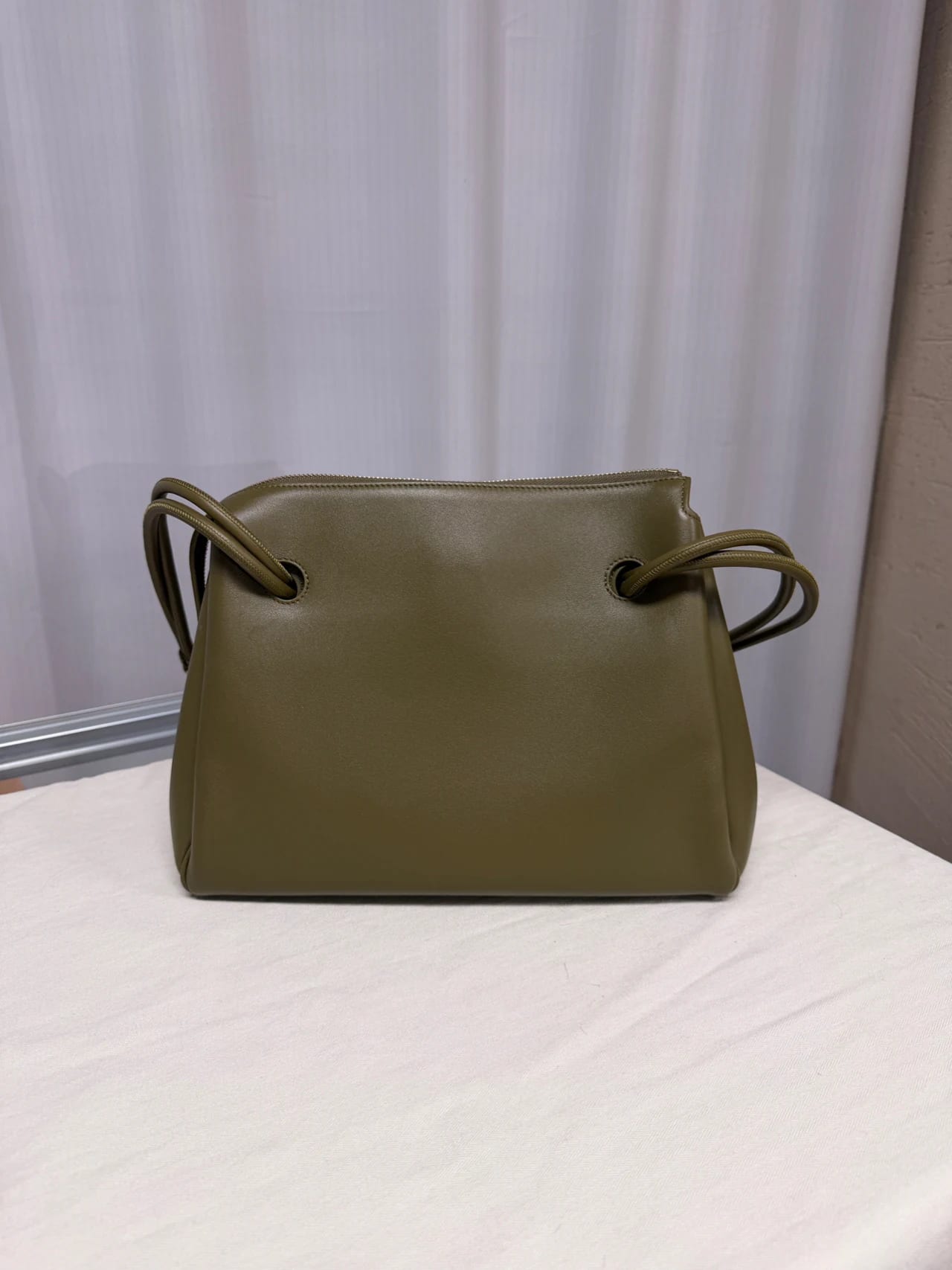 LOEWE Medium Madrid 縮圖 2
