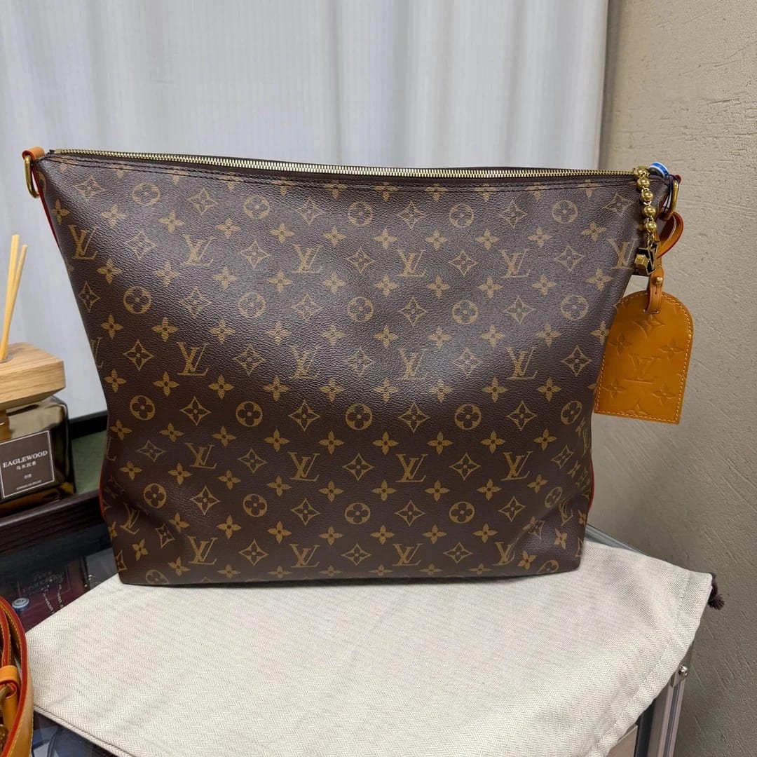 Louis Vuitton Vagabond Hobo PM 縮圖 2