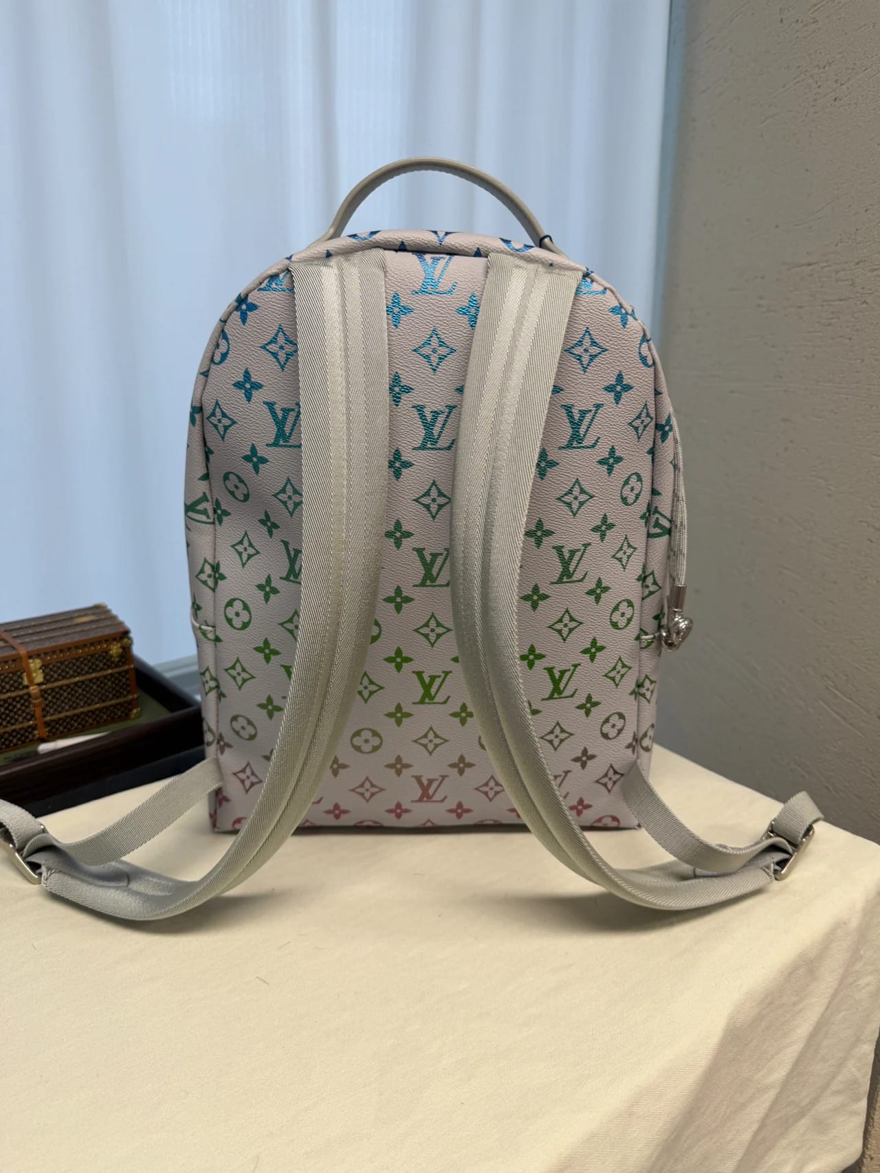 Louis Vuitton Discovery Backpack PM（彩色漸變版本） 縮圖 2