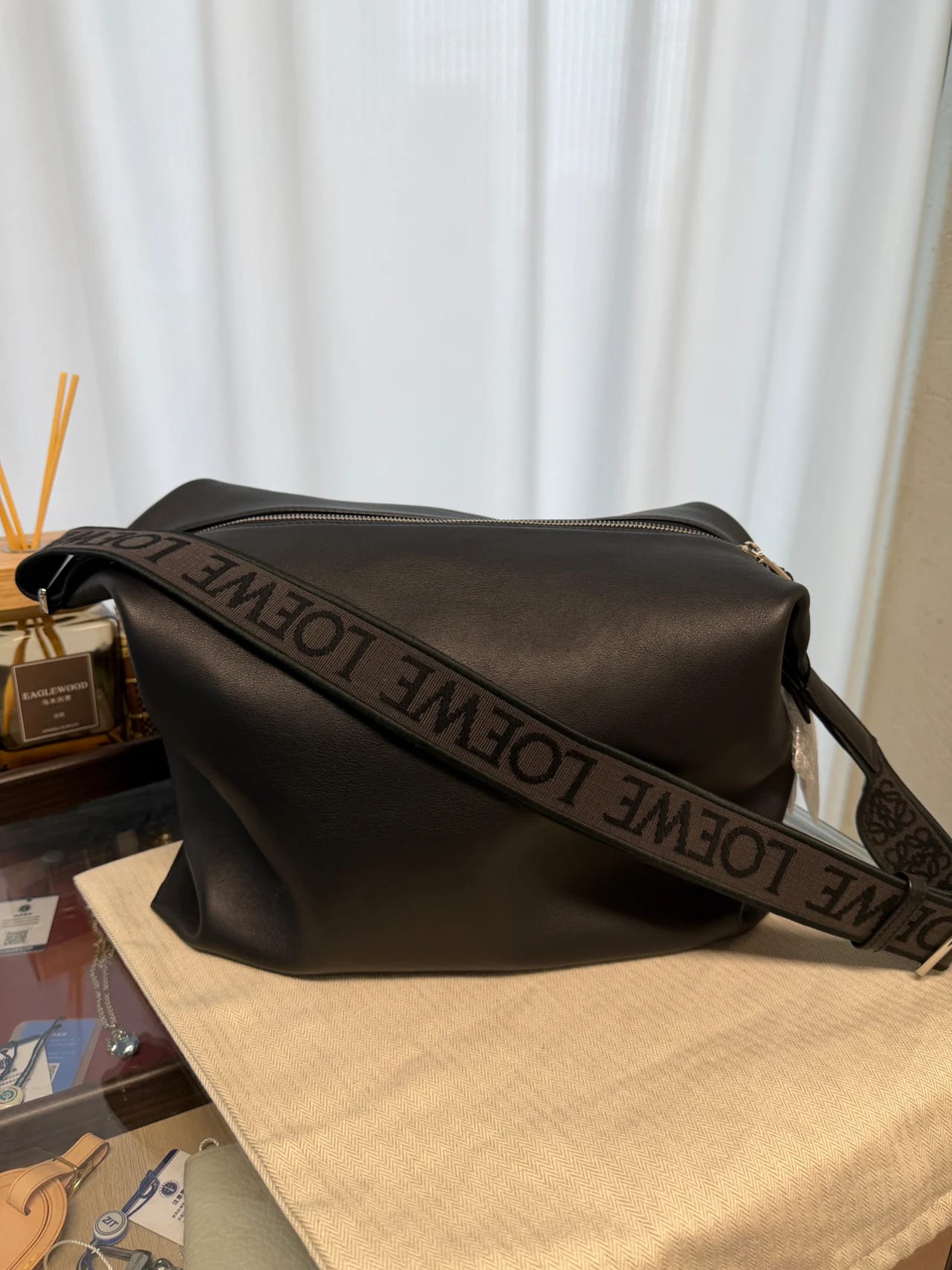 LOEWE Cubi Crossbody Bag 縮圖 2