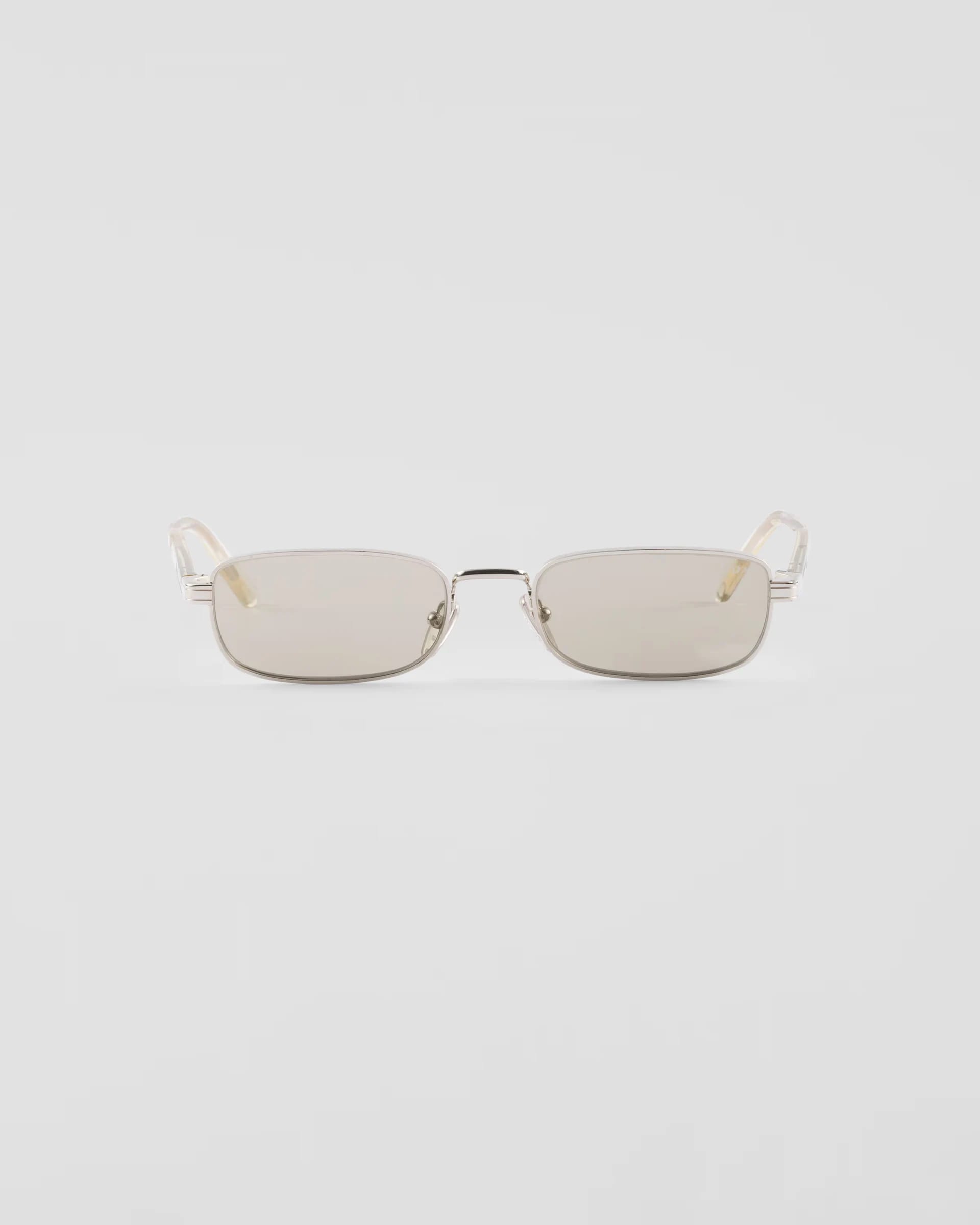 Prada Sunglasses With The Iconic Metal Plaque 縮圖 1