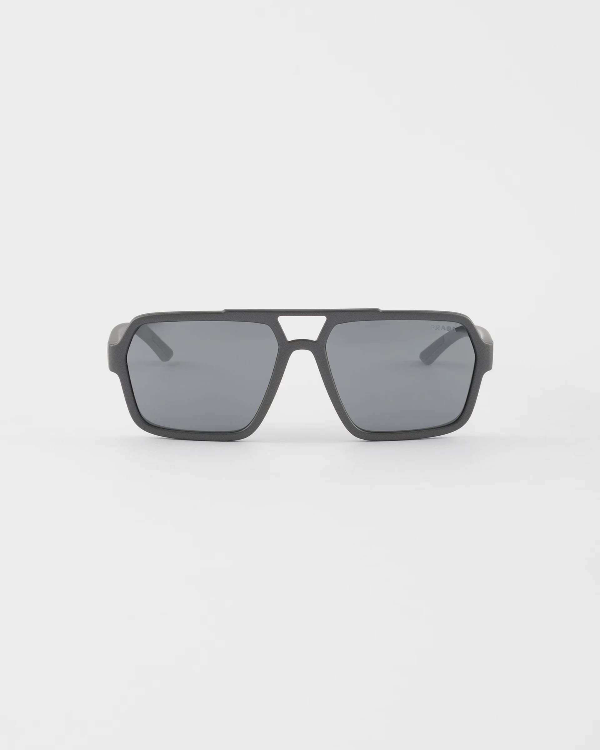 Prada Linea Rossa Sunglasses 縮圖 1