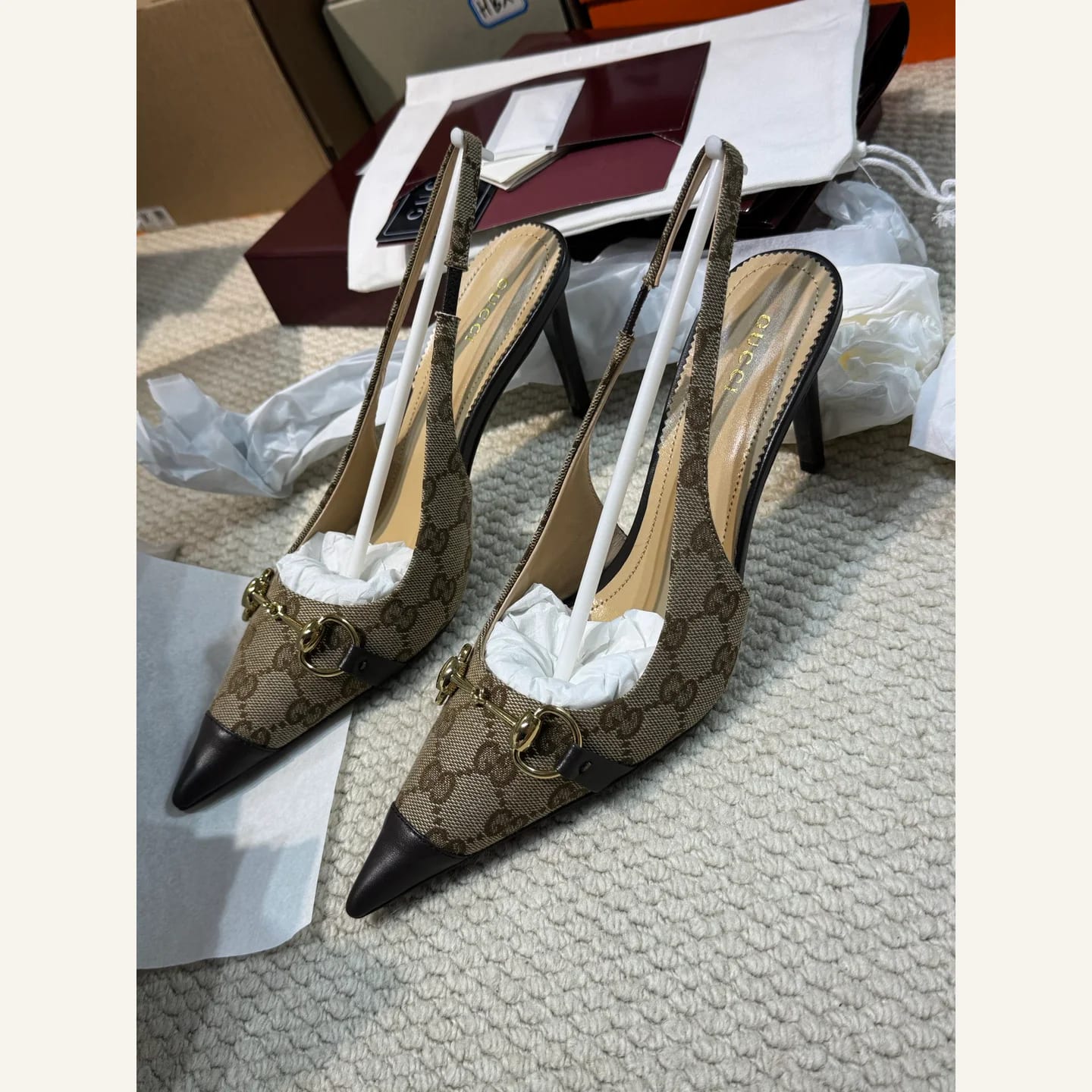Gucci GG Monogram Pointed Slingback 縮圖 1