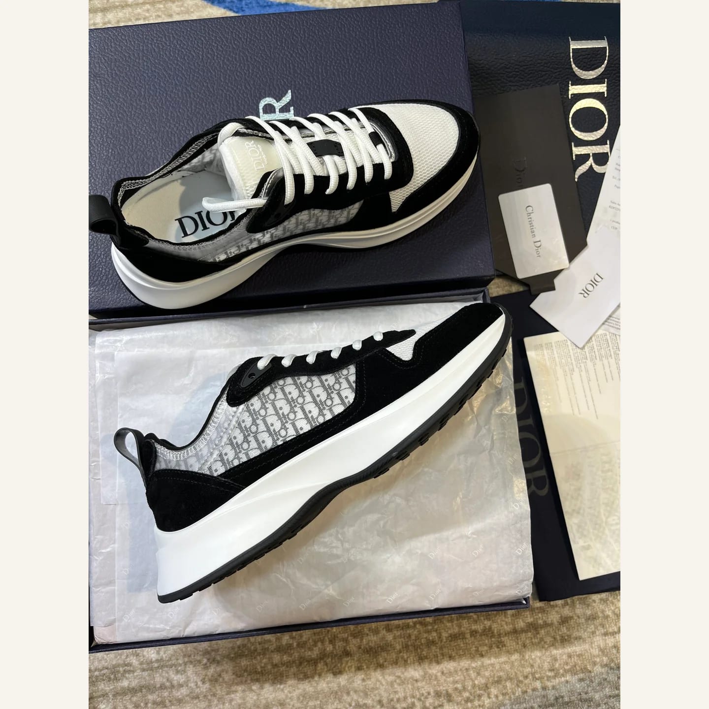 Dior B25 Runner Sneaker 縮圖 1