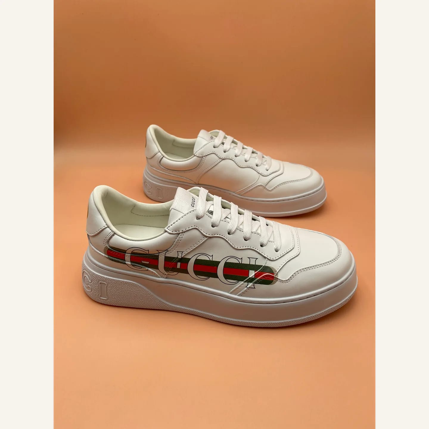 Gucci Leather Low-top Sneaker 縮圖 3