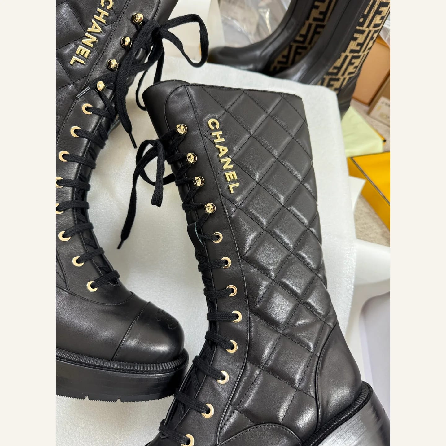 CHANEL CC Lace-up Combat Boot 縮圖 2