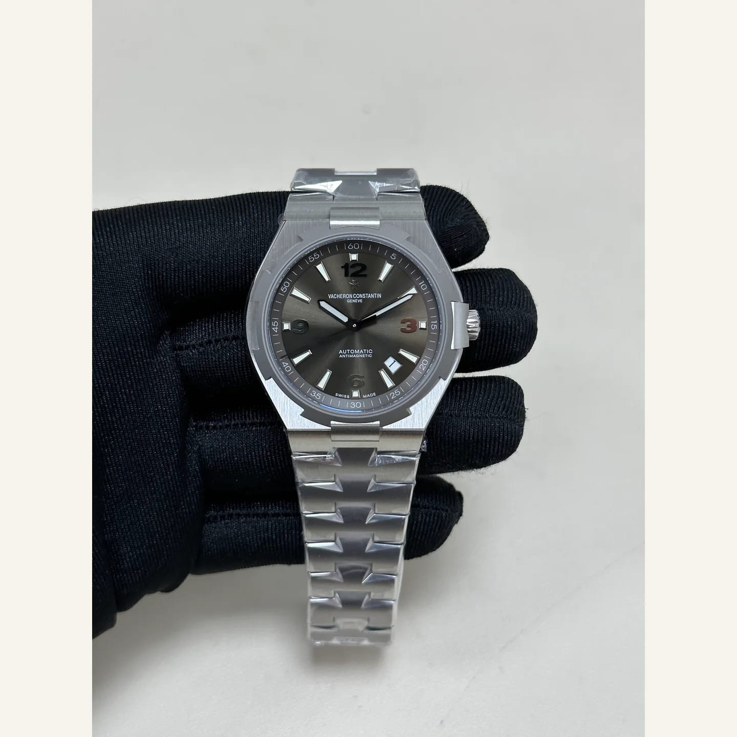 Vacheron Constantin Overseas 縮圖 1