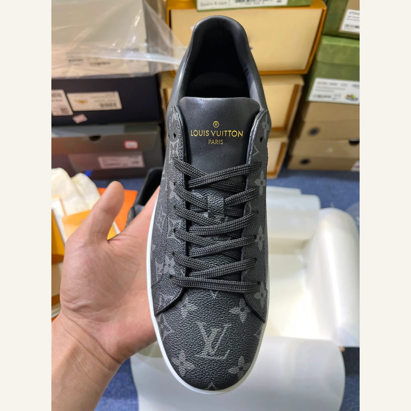 Louis Vuitton Monogram Low-top Sneaker 縮圖 3