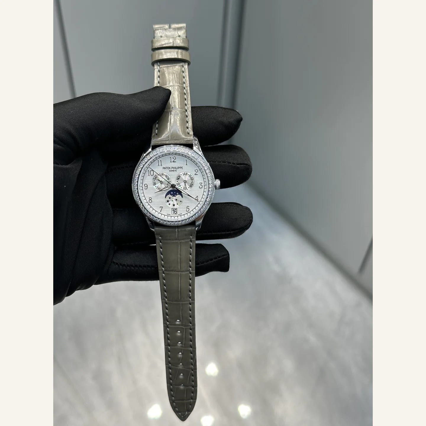 Patek Philippe Complications 縮圖 1