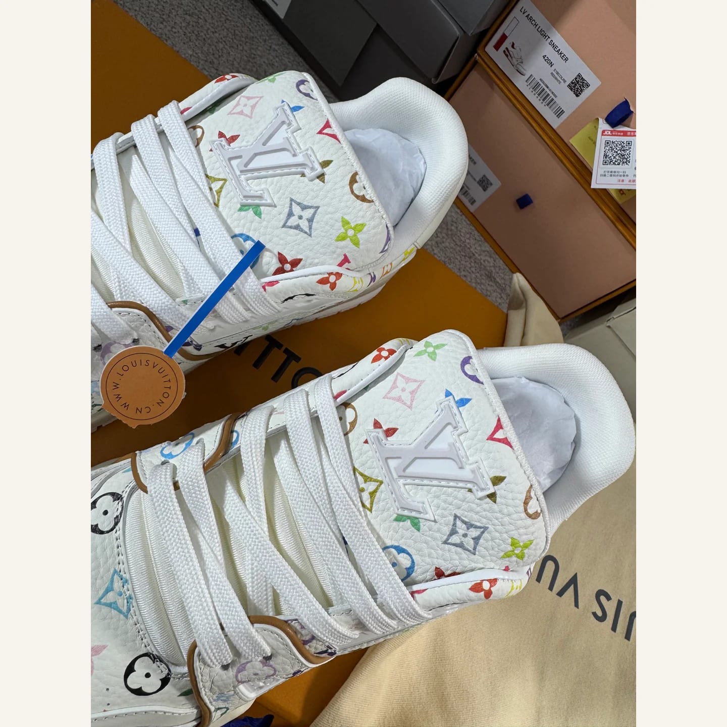 Louis Vuitton x Takashi Murakami LV Trainer Sneaker 縮圖 4
