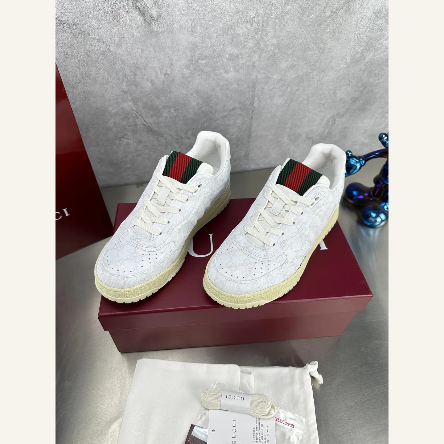 Gucci Distressed Basketball Sneaker 縮圖 2