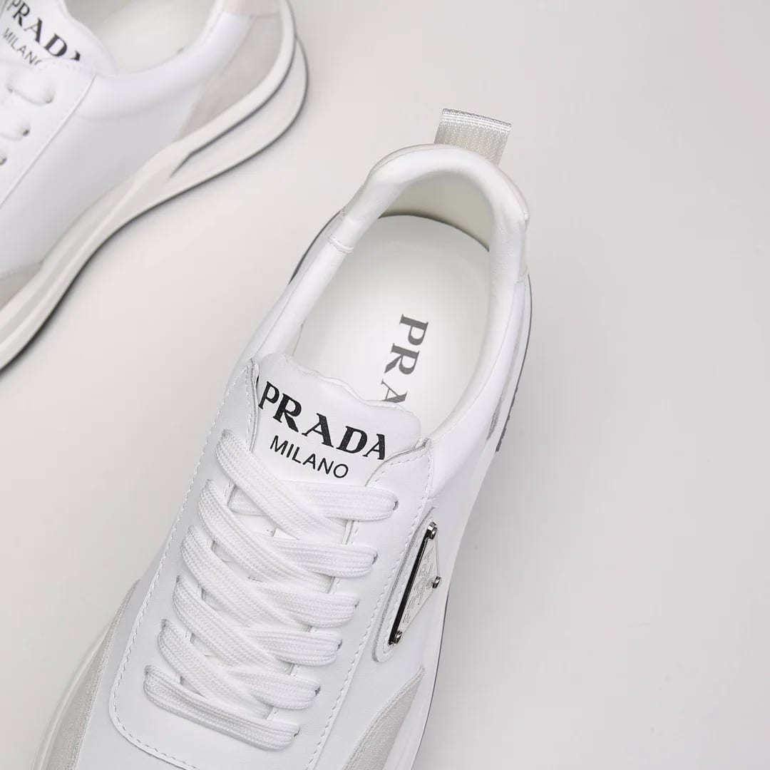 Prada Leather Low-top Sneaker 縮圖 3
