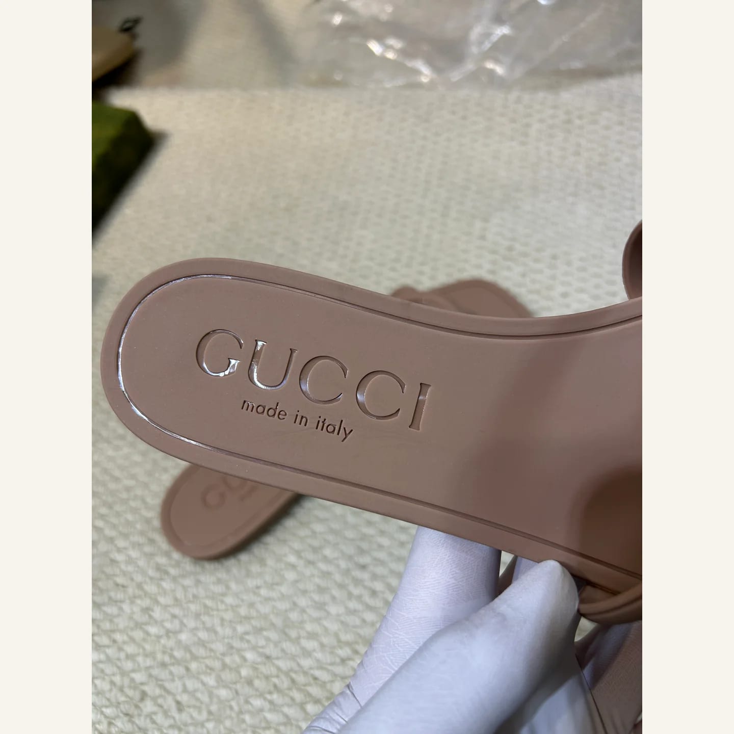 Gucci Interlocking G Slide 縮圖 4