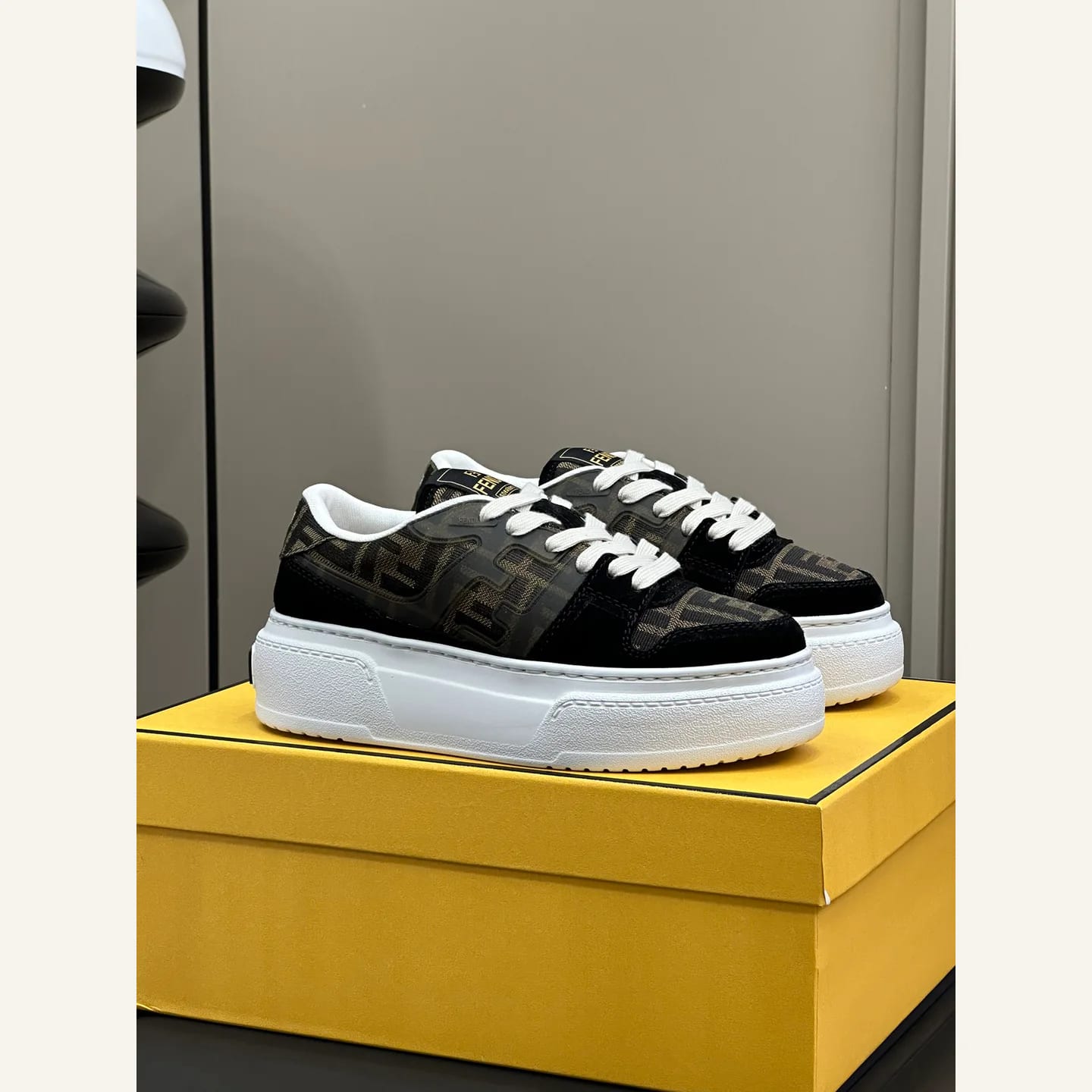 Fendi Match Sneaker 縮圖 1