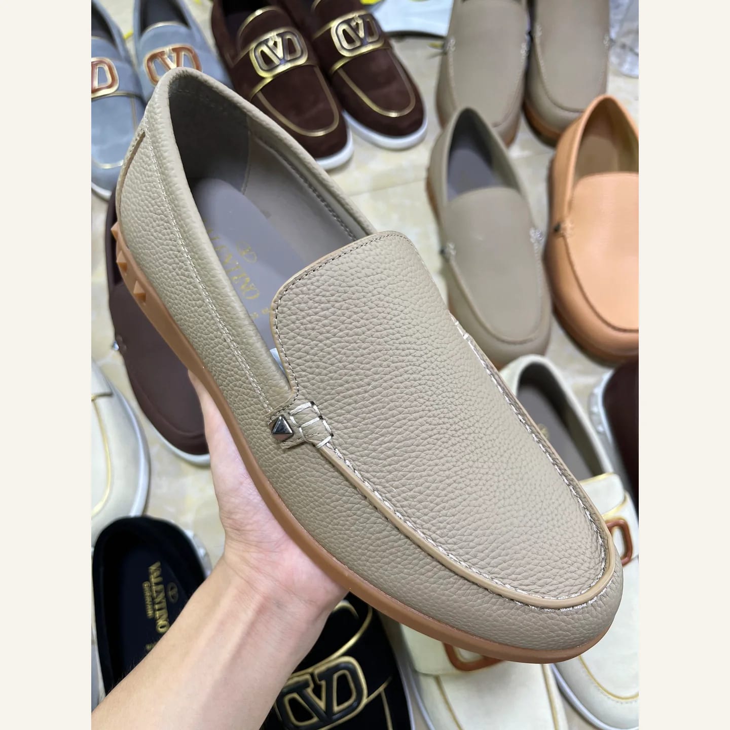 Valentino Garavani VLogo Signature Loafer 縮圖 2