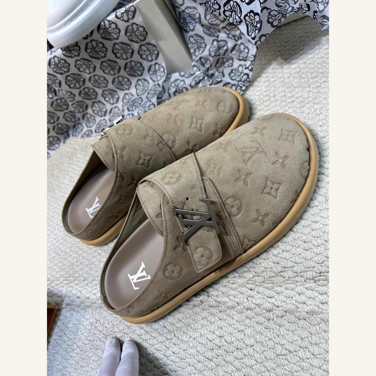 Louis Vuitton LV Easy Mule 縮圖 2