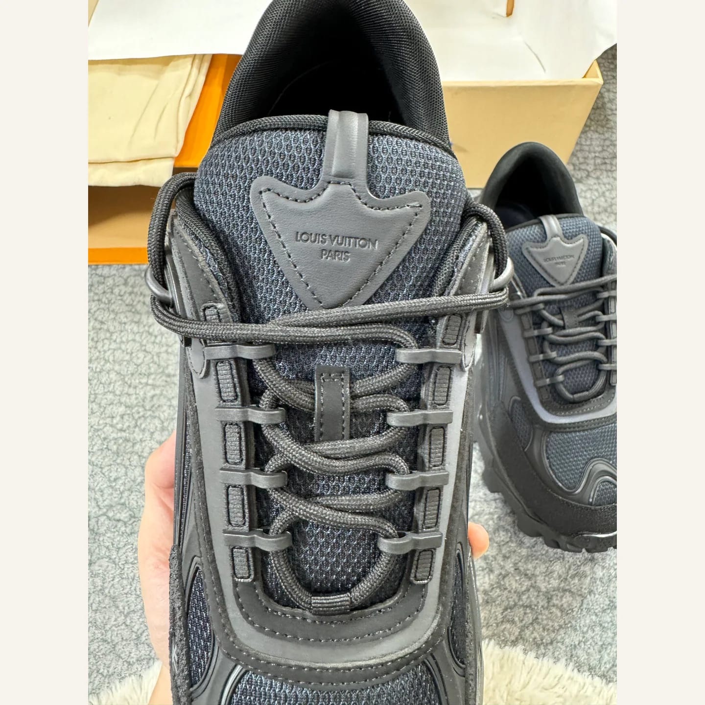 Louis Vuitton Discovery Sneaker 縮圖 4