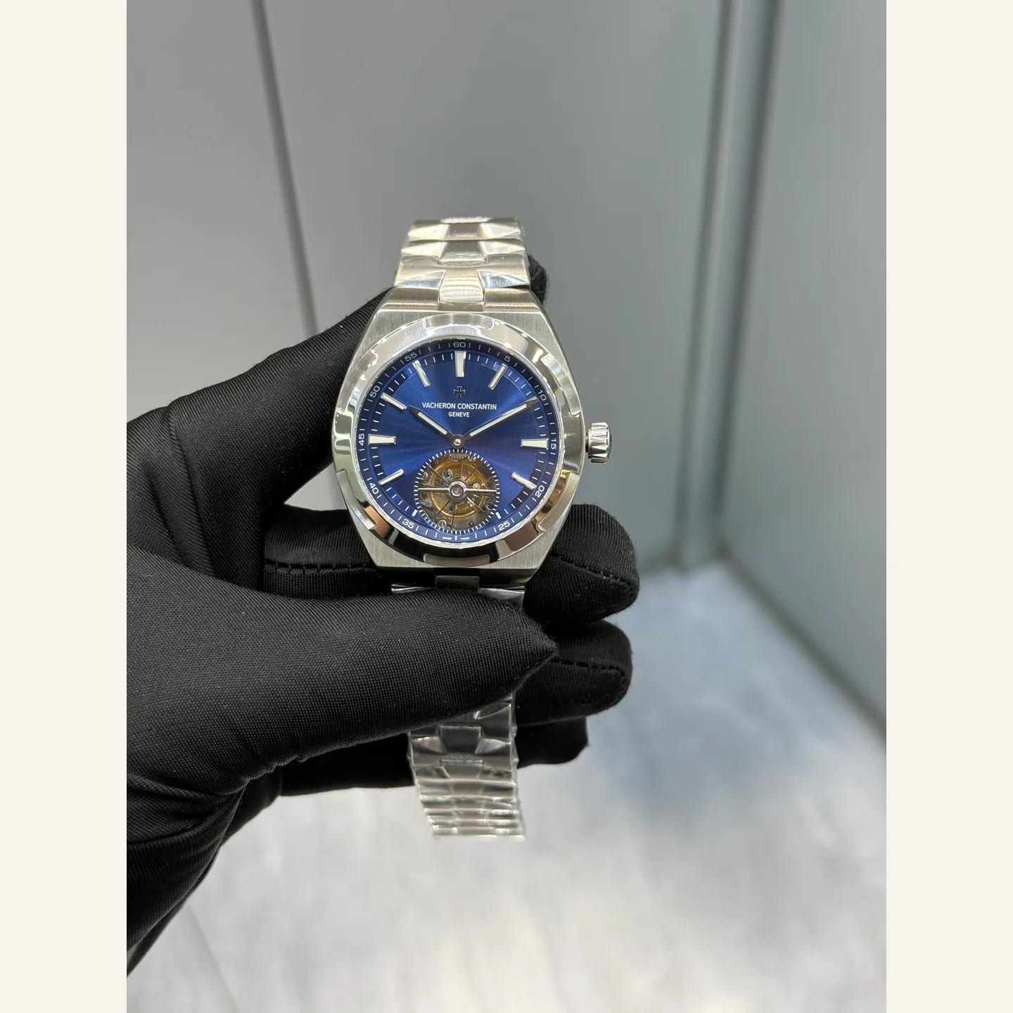 Vacheron Constantin Overseas 縮圖 1