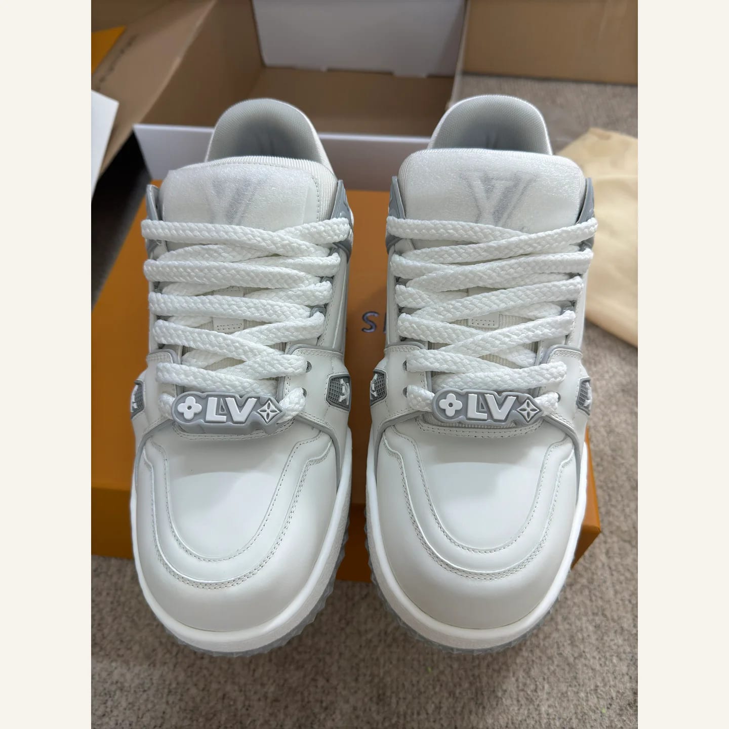 Louis Vuitton LV Trainer Sneaker 縮圖 3