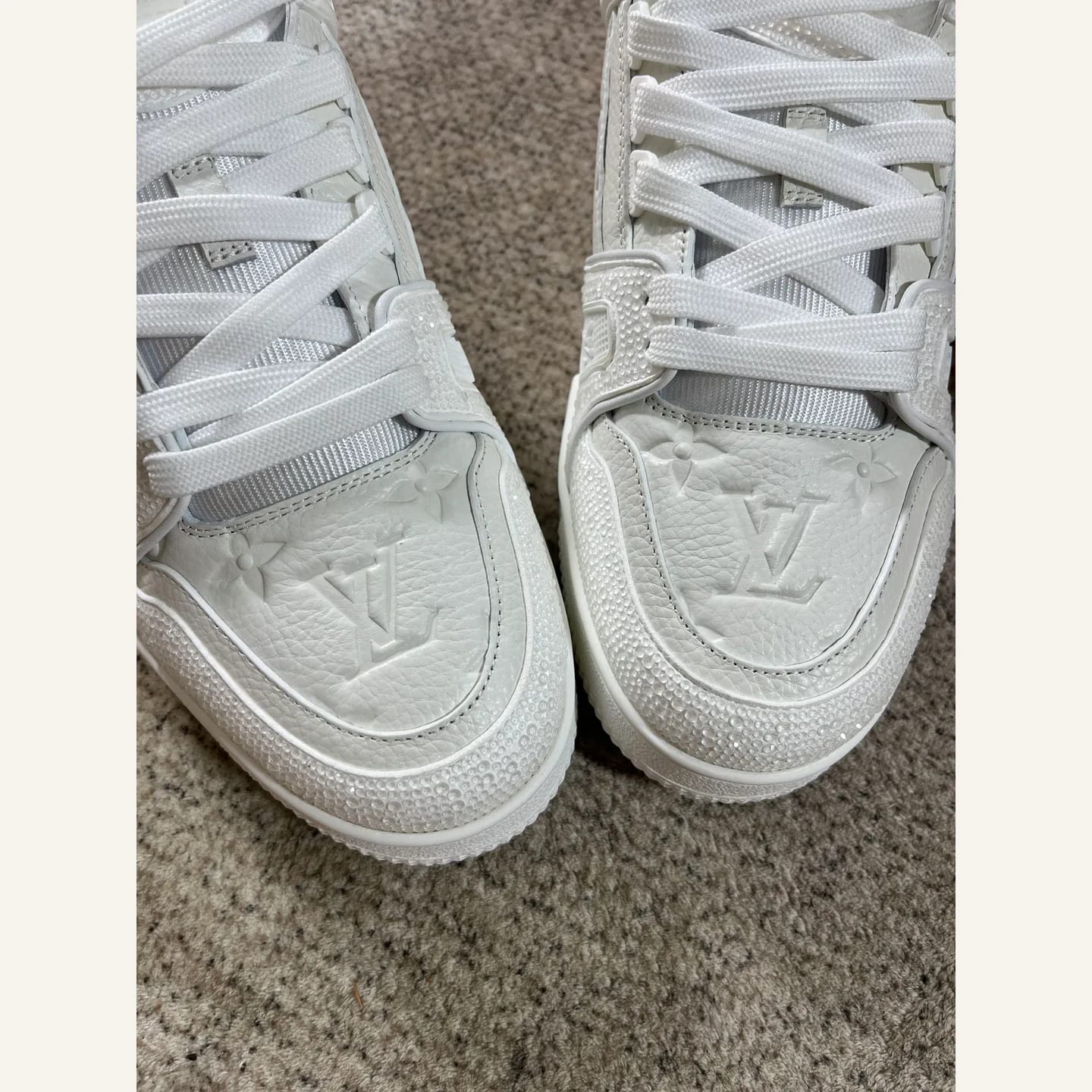 Louis Vuitton Crystal LV Trainer Sneaker 縮圖 1