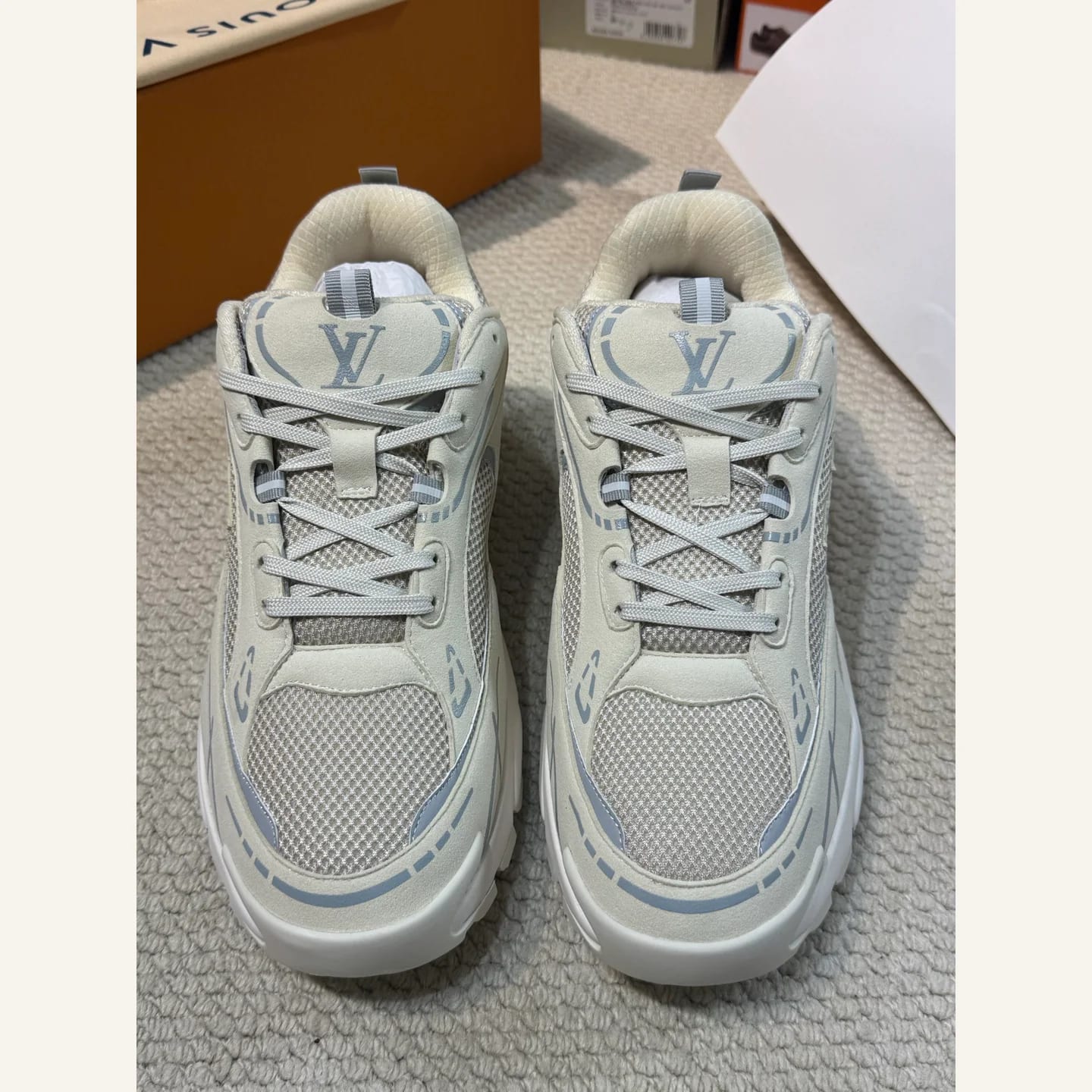 Louis Vuitton LV Runner Tatic Sneaker 縮圖 2
