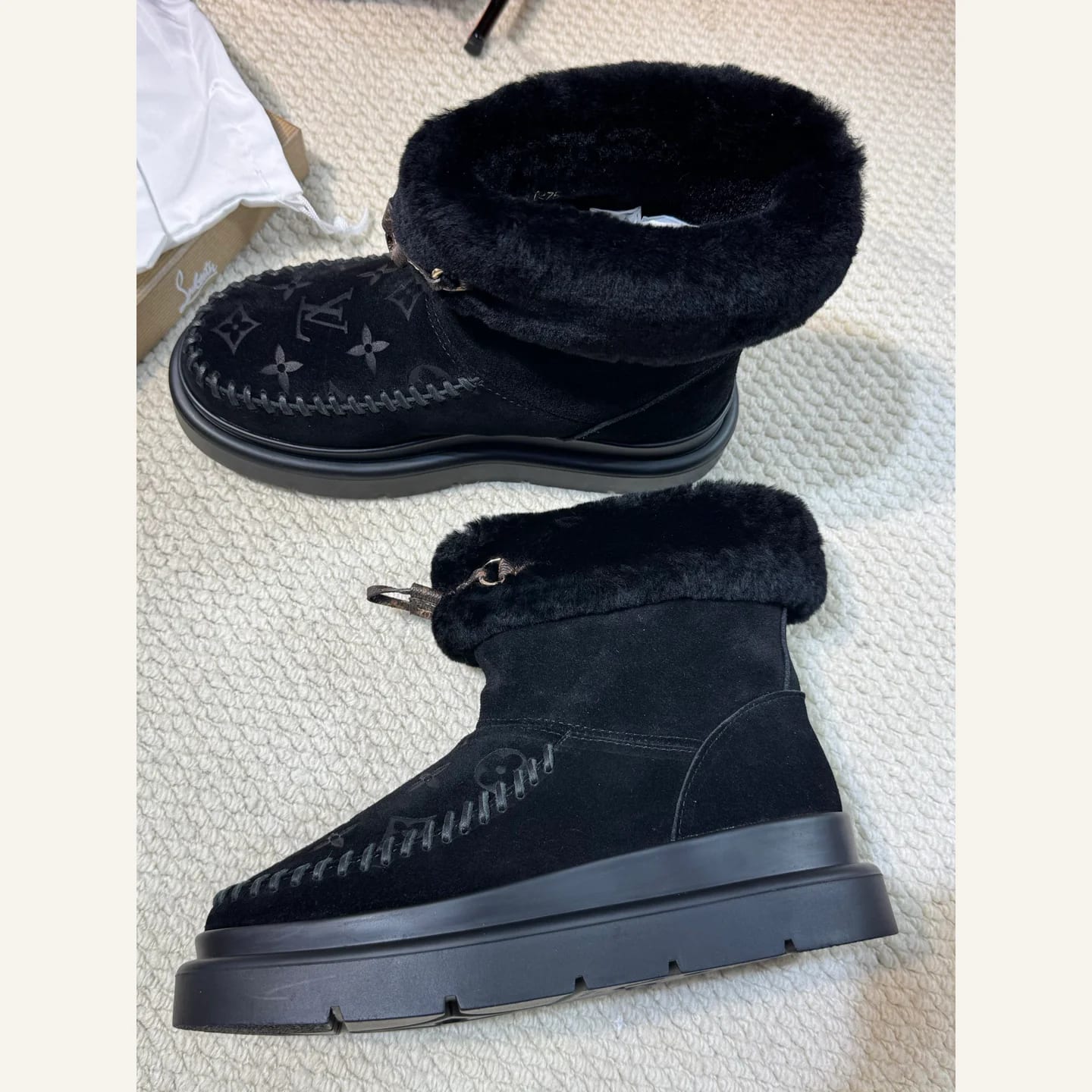 Louis Vuitton Monogram Shearling Ankle Boot 縮圖 4