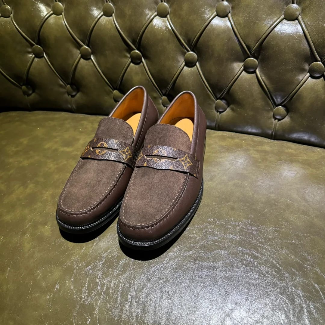 Louis Vuitton Leather Loafer 縮圖 1