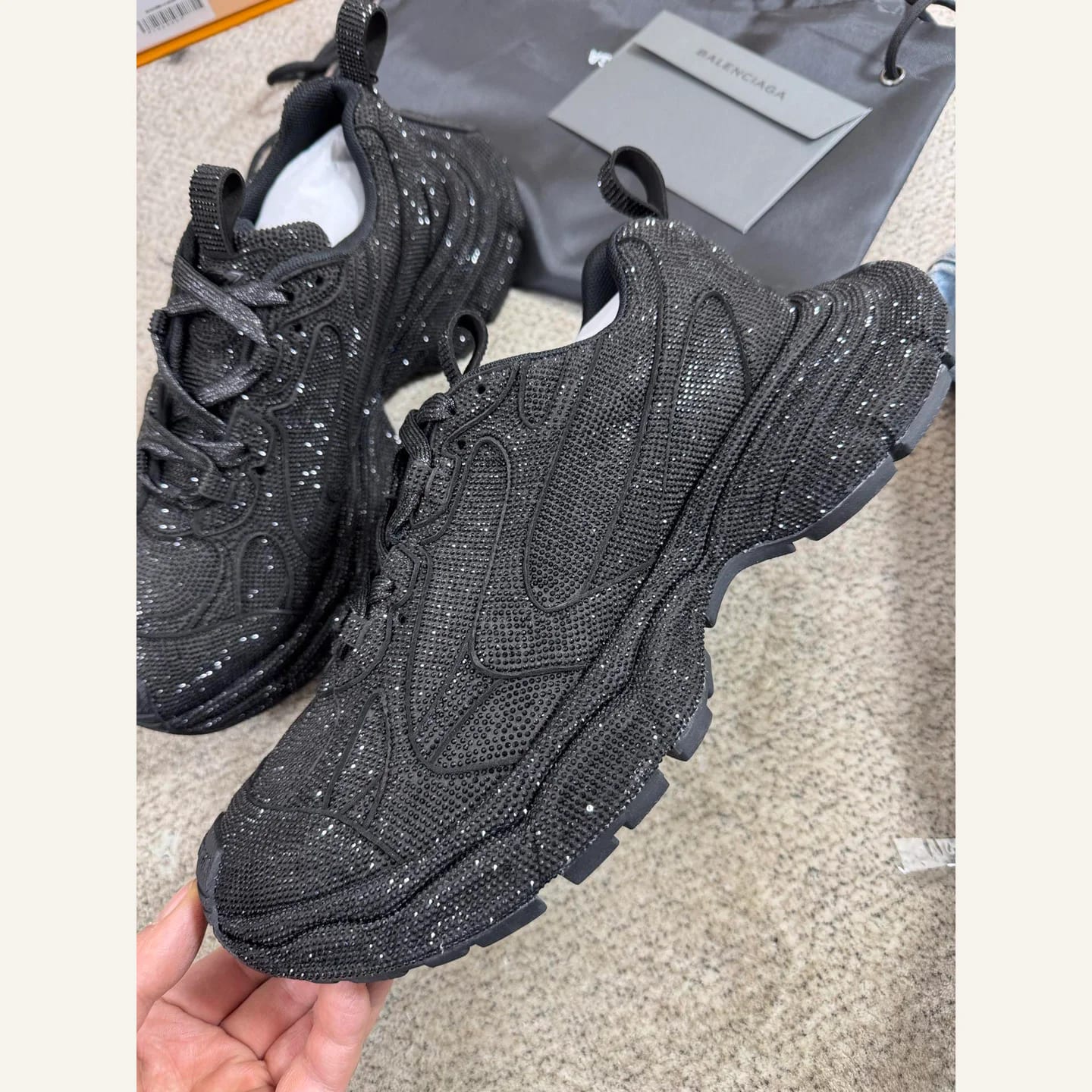Balenciaga Crystal Triple S Sneaker 縮圖 4