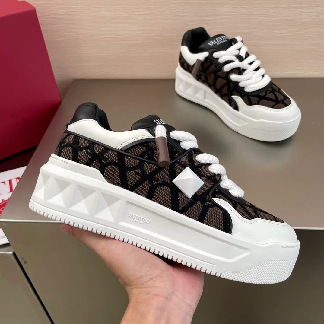 Valentino Garavani One Stud XL Sneaker 縮圖 4