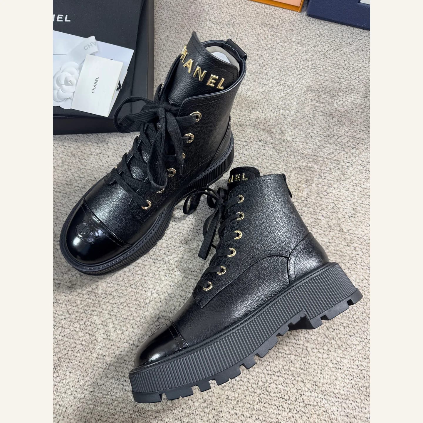 CHANEL CC Lace-up Ankle Boot 縮圖 2