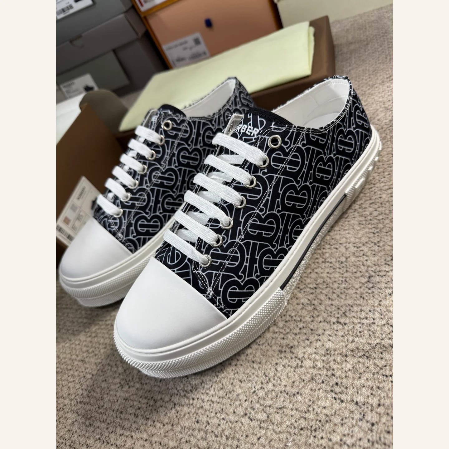 Burberry TB Monogram Low-top Sneaker 縮圖 2