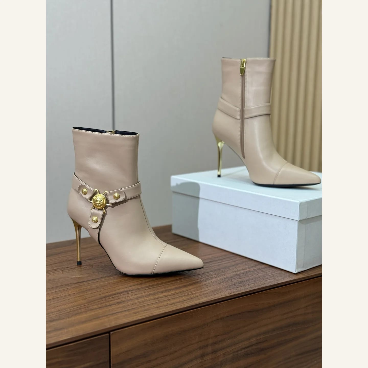 Balmain Buckle Ankle Boot 縮圖 2