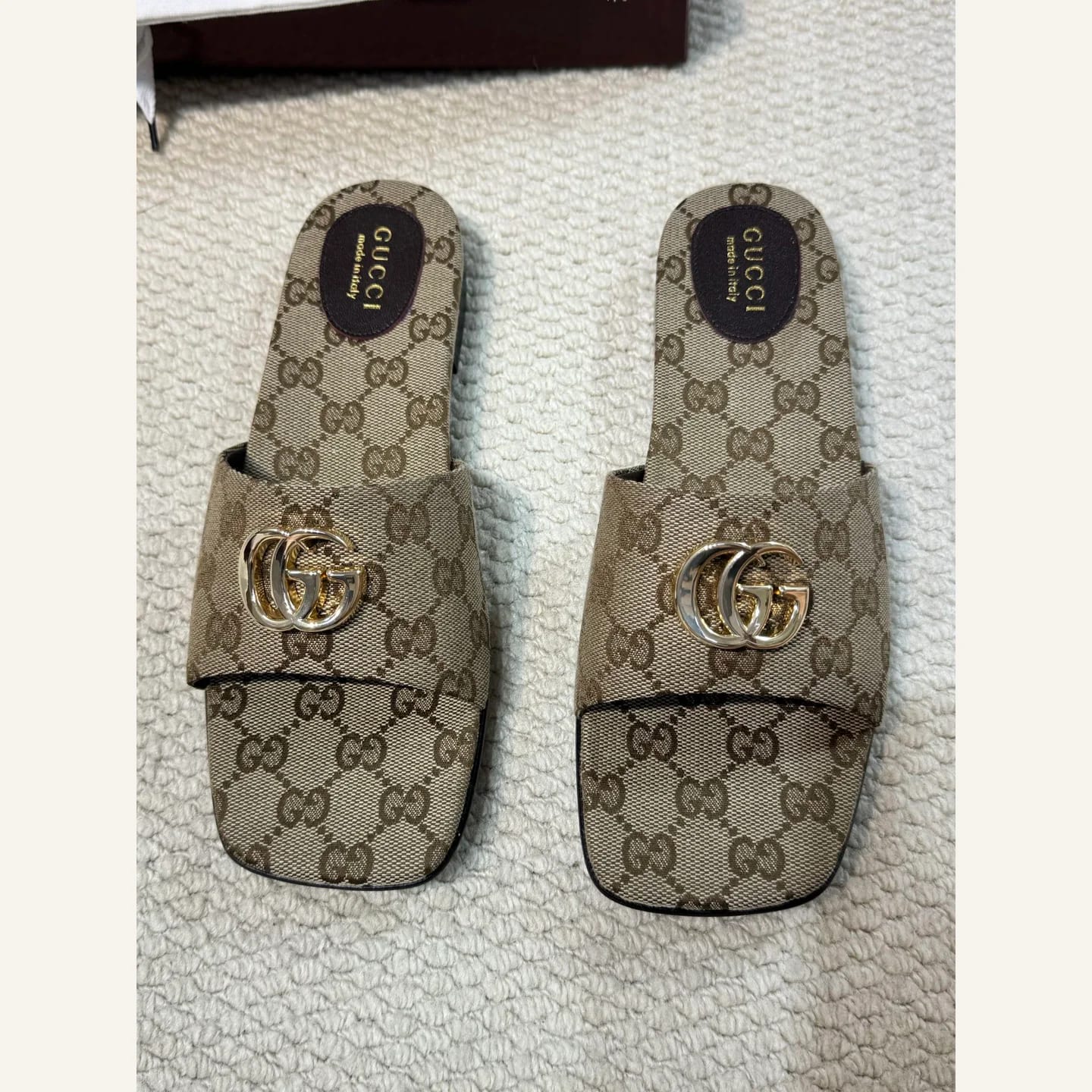 Gucci Interlocking G Monogram Slide 縮圖 2