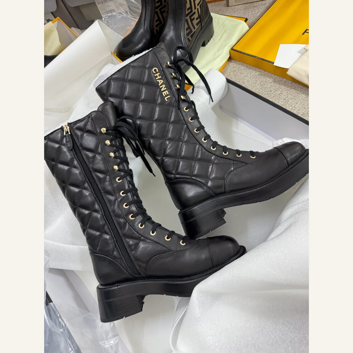 CHANEL CC Lace-up Combat Boot 縮圖 4