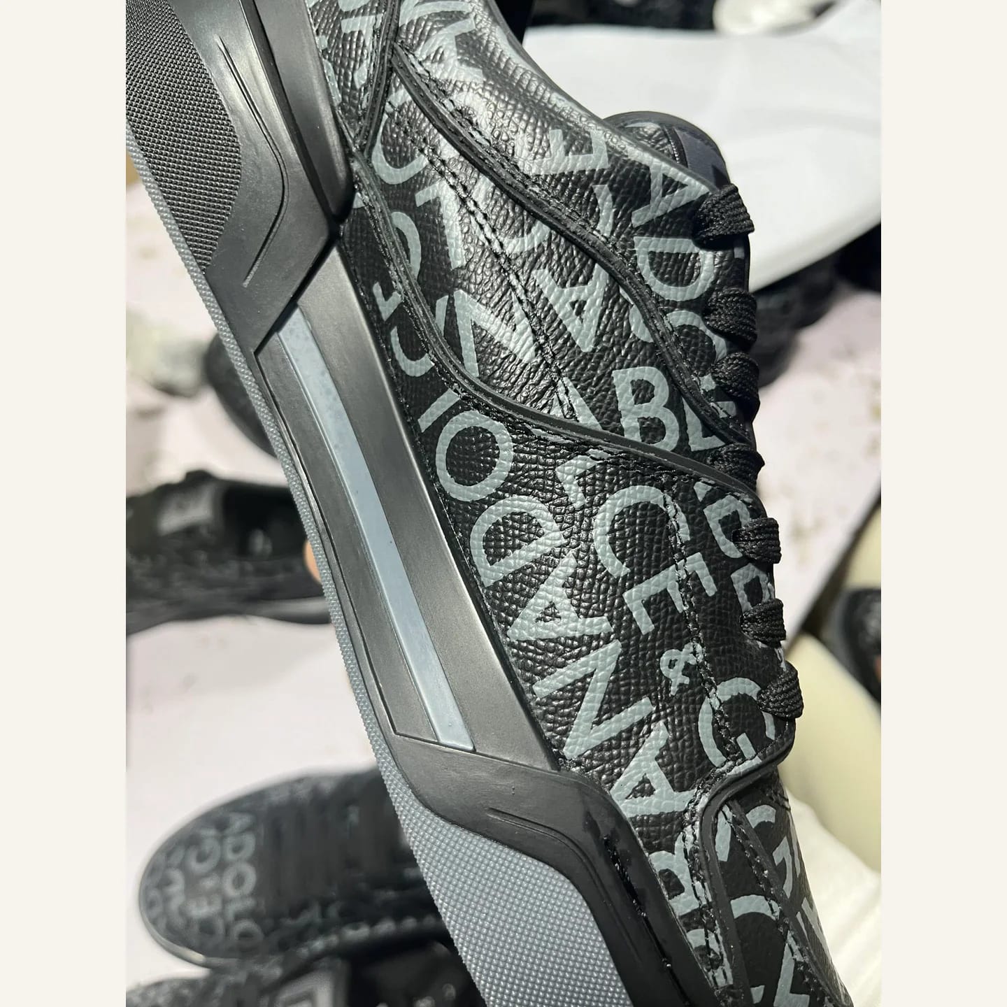 Dolce & Gabbana Graffiti Low-top Sneaker 縮圖 3