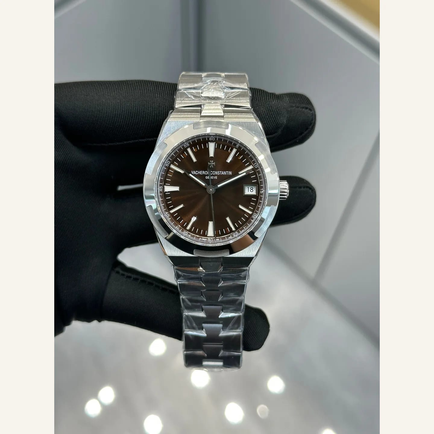 Vacheron Constantin Overseas 縮圖 1