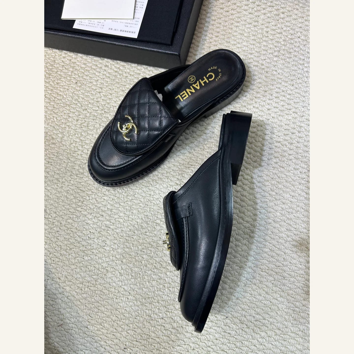 CHANEL Quilted CC Loafer 縮圖 3