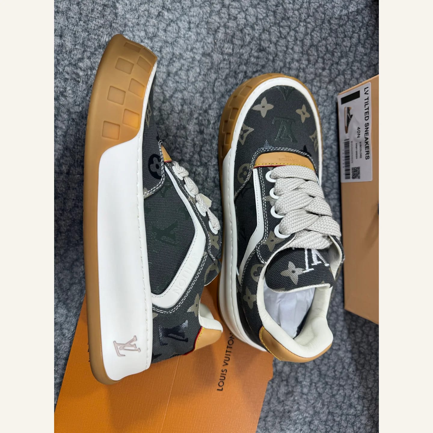Louis Vuitton LV Trainer Sneaker 縮圖 3