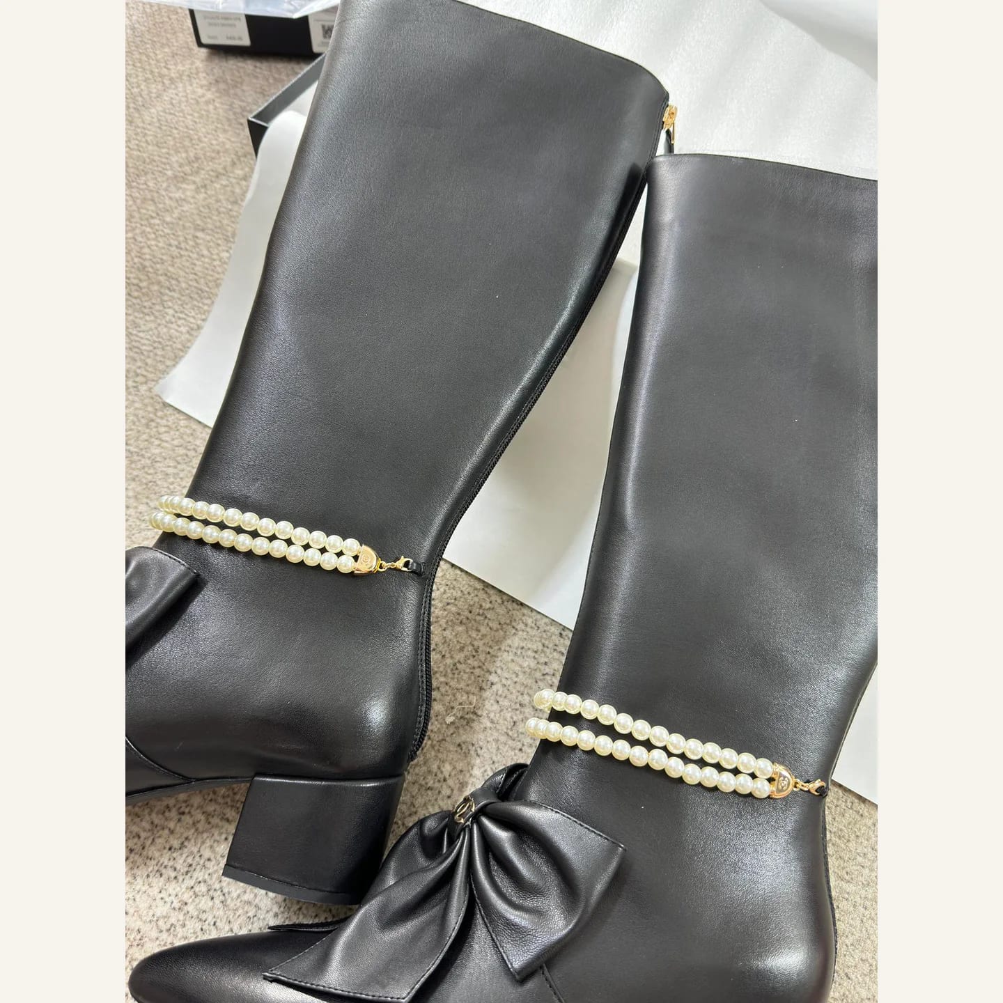 CHANEL Pearl-chain Knee-high Boot 縮圖 2