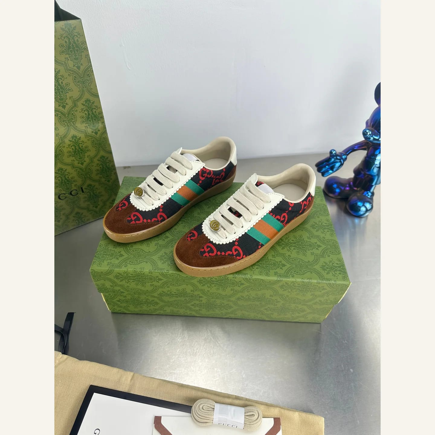 Gucci Retro Trainer Sneaker 縮圖 2