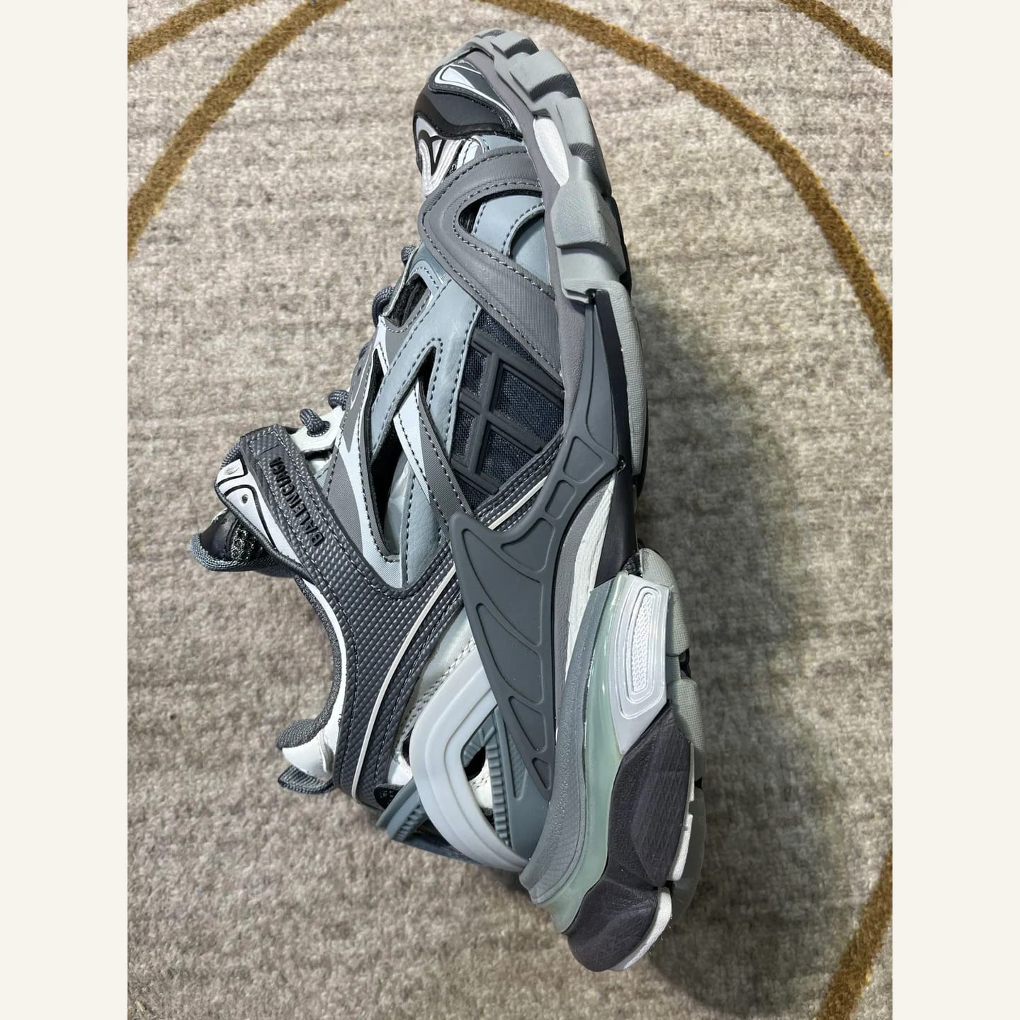 Balenciaga Runner Sneaker 縮圖 4