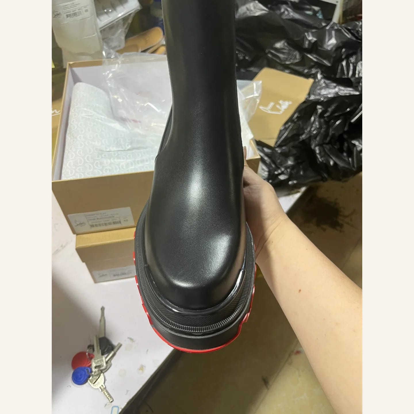 Christian Louboutin Loubishark Chelsea Boot 縮圖 2