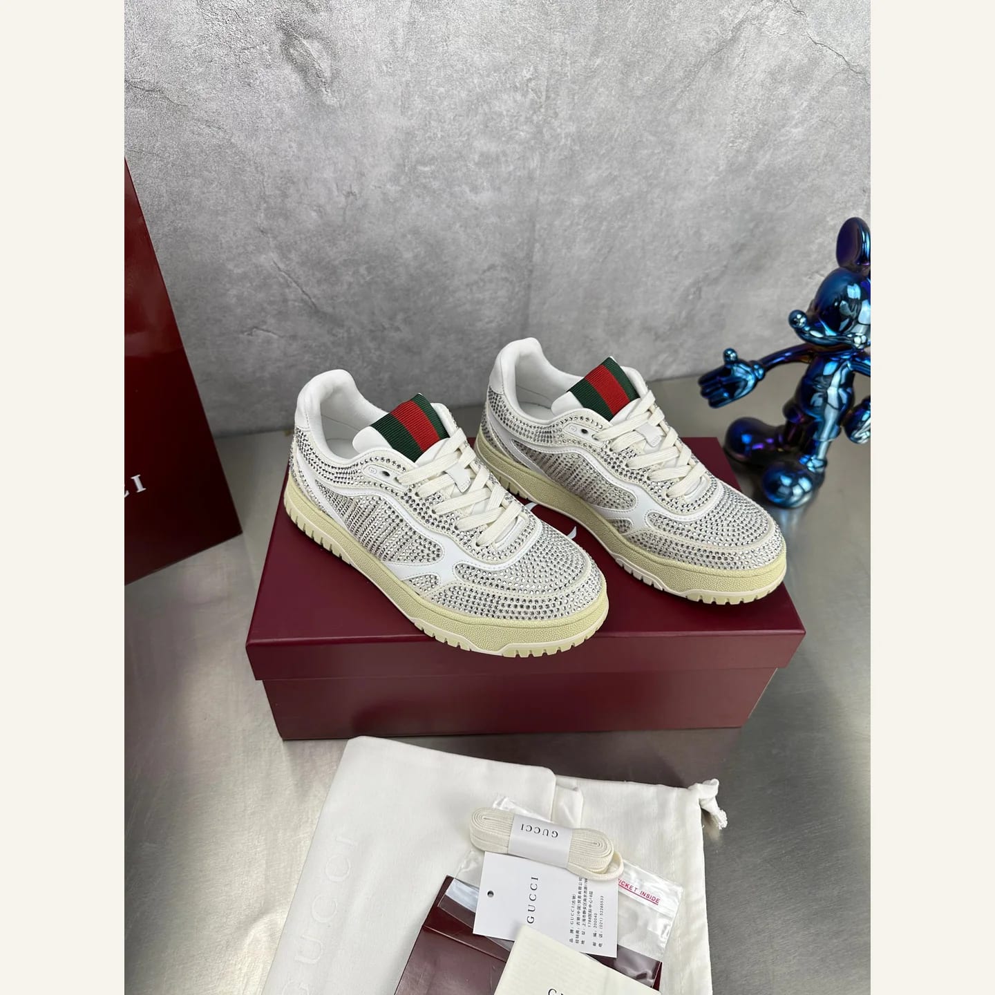 Gucci Distressed Basketball Sneaker 縮圖 2