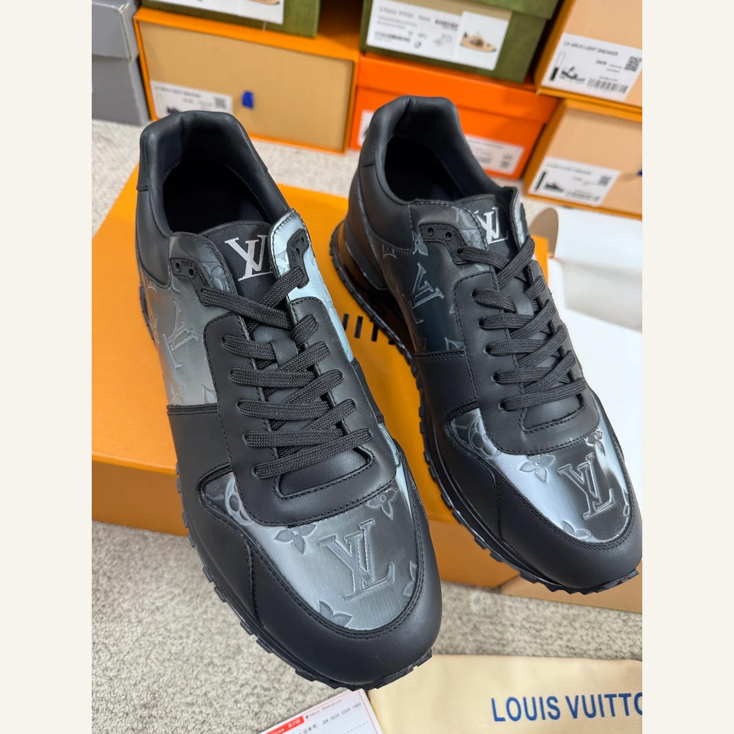 Louis Vuitton Run Away Sneaker 縮圖 2