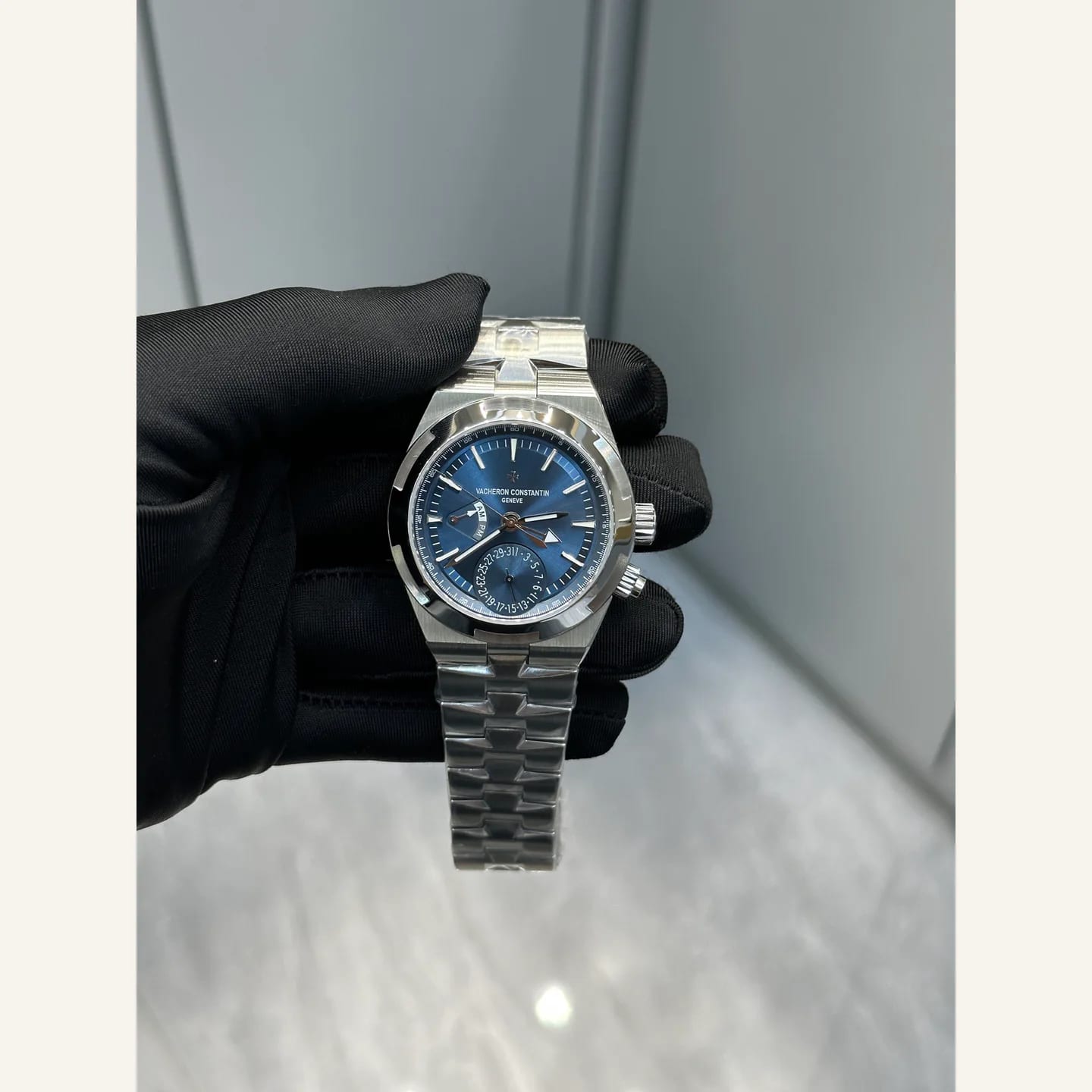 Vacheron Constantin Overseas 縮圖 1