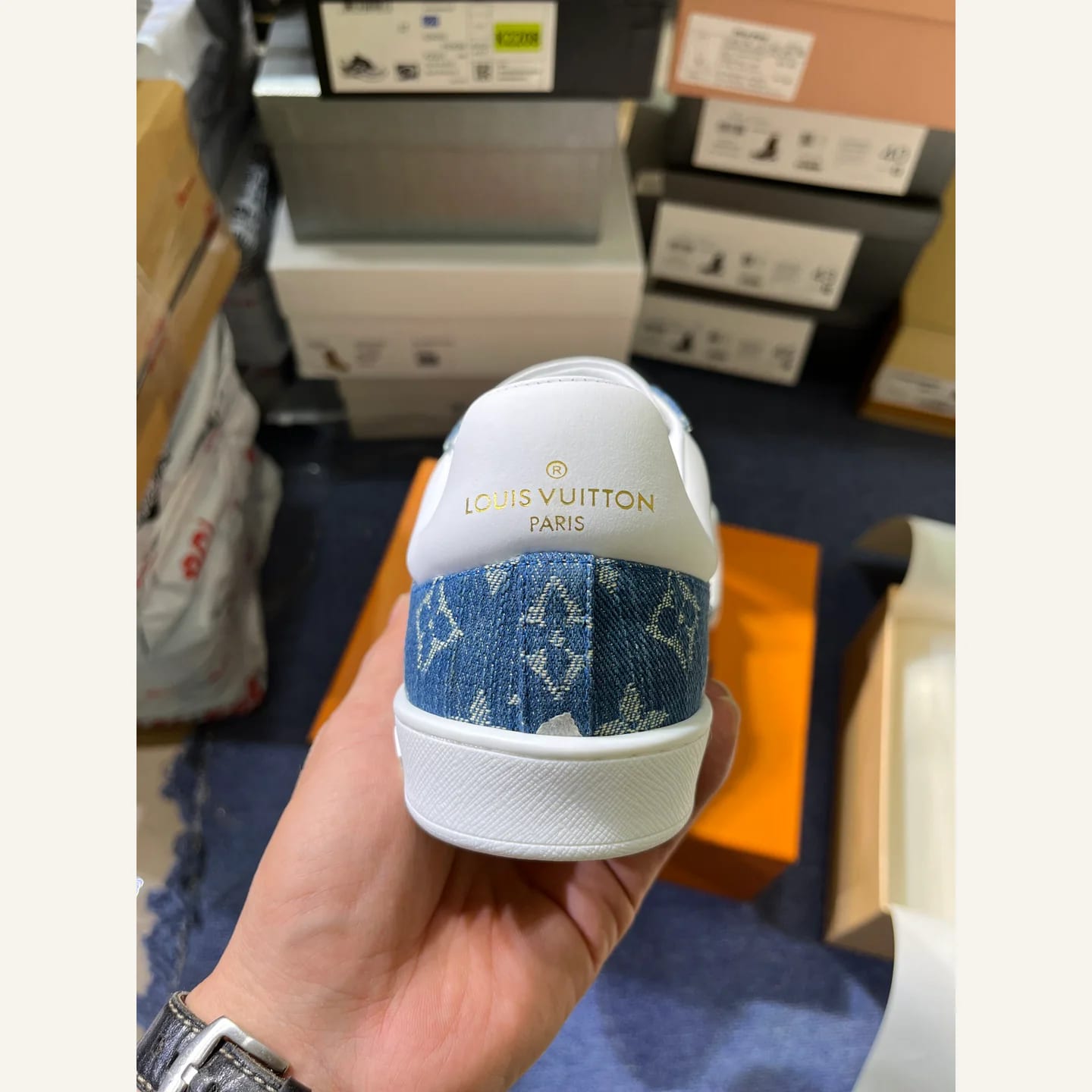 Louis Vuitton Monogram Low-top Sneaker 縮圖 4