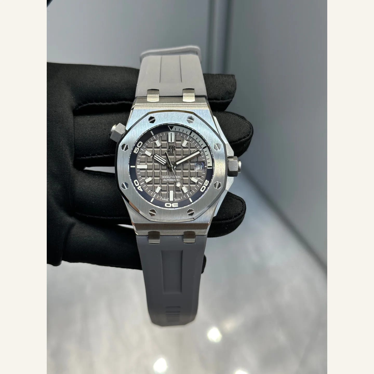 Audemars Piguet Royal Oak Offshore 15720 縮圖 2