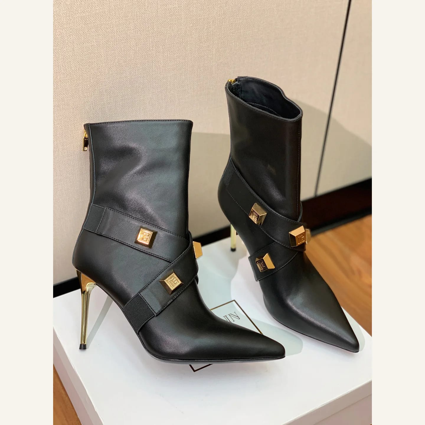 Balmain Buckle Ankle Boot 縮圖 2
