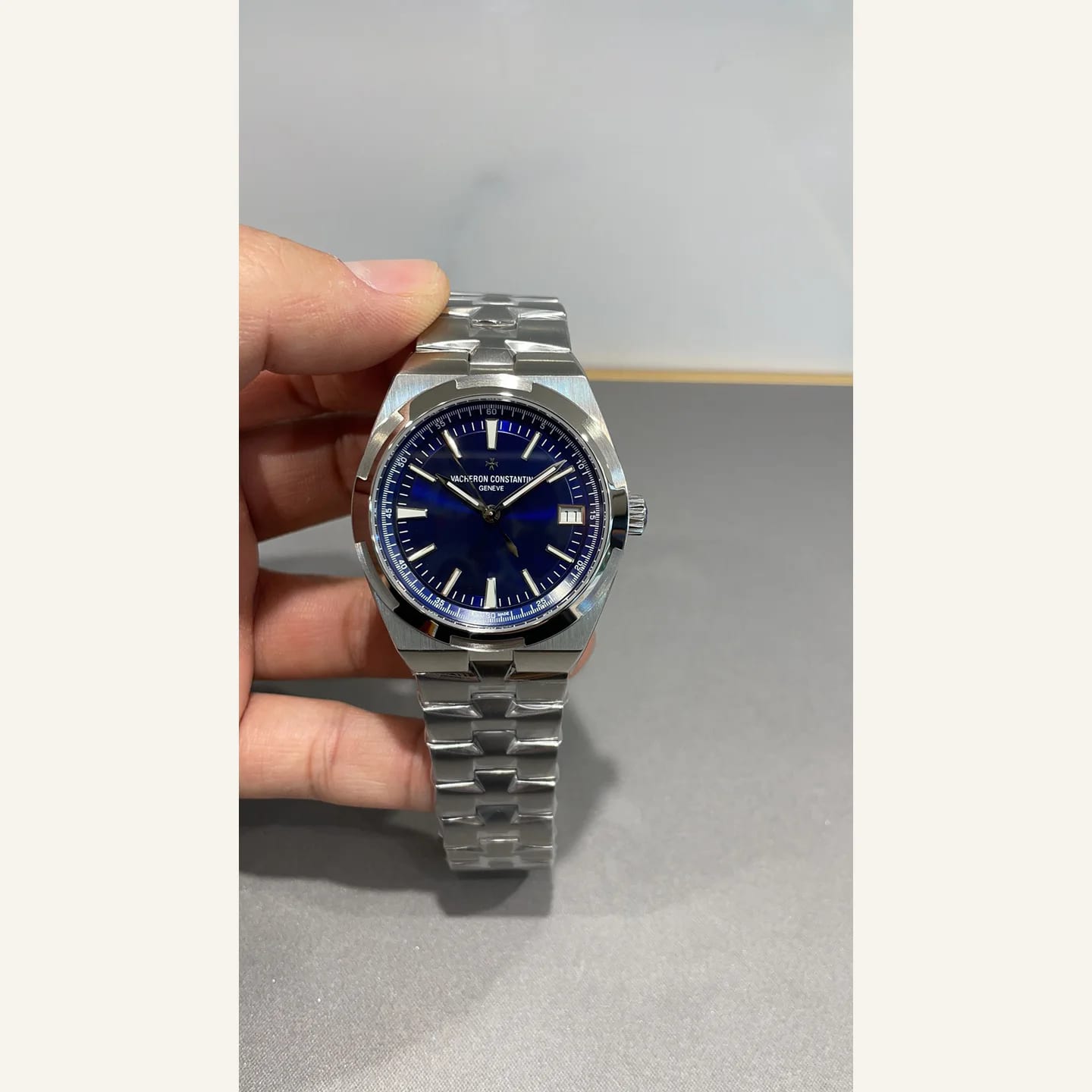 Vacheron Constantin Overseas 縮圖 1