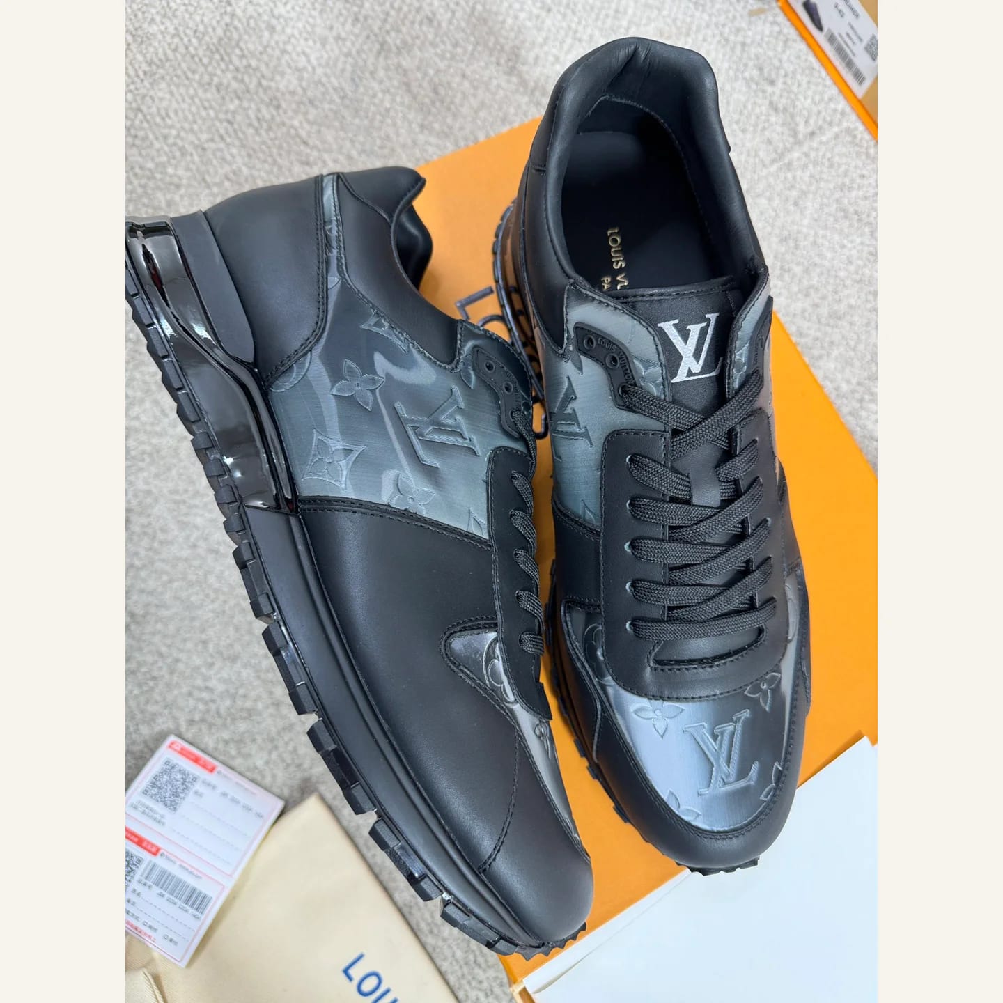 Louis Vuitton Run Away Sneaker 縮圖 3